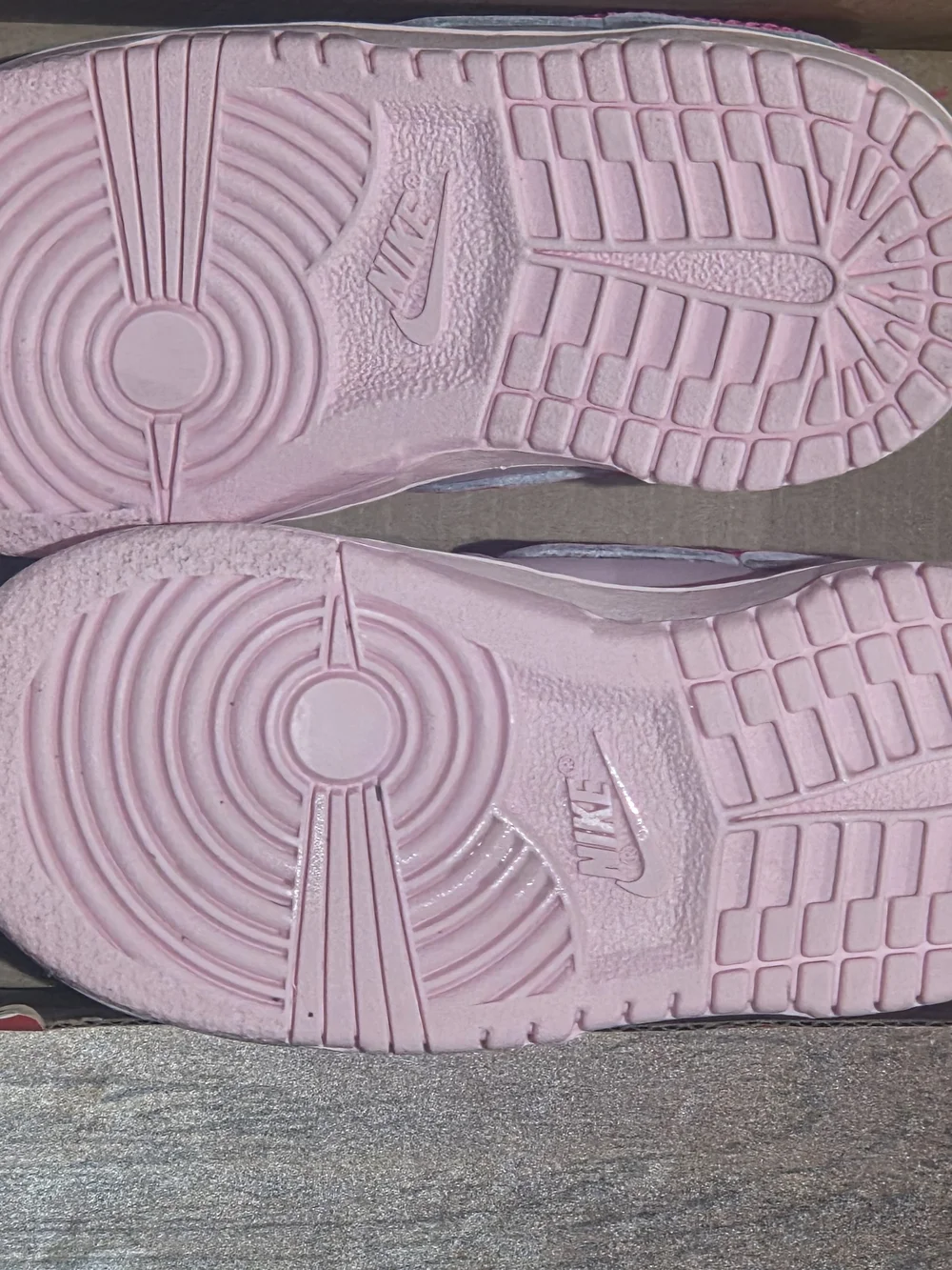 Nike Toddlers Dunk Low Medium Soft Pink/Hyper Pink/Pink Foam Sneakers-Size 7c